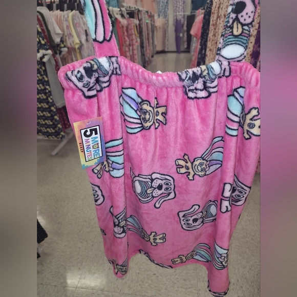 SOLD ON ANOTHER PLATFORM Woman's soft wrap towel or Sleep robe - Picture 4 of 5